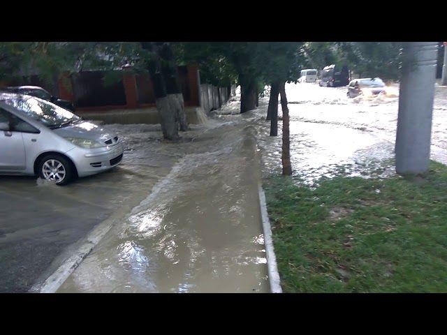 Затопило Новороссийск ул Лейтенанта Шмидта