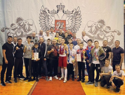 На первенстве России по боксу кубанские спортсмены завоевали девять медалей