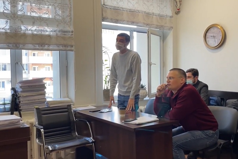 Житель Краснодара оштрафован на 30 тысяч за плевок в баннер с буквой Z