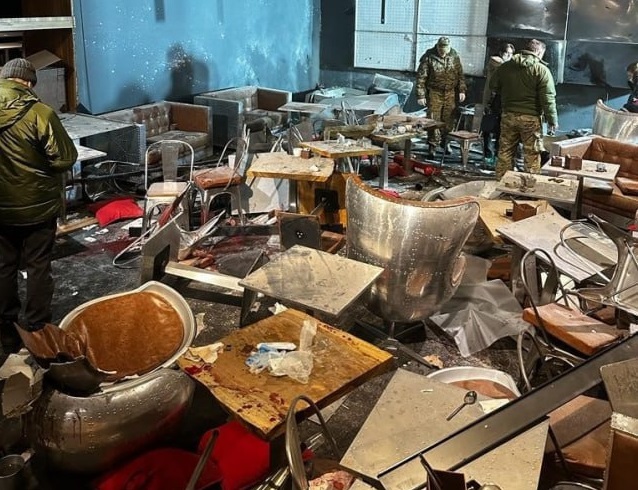Число пострадавших при взрыве в кафе в центре Санкт-Петербурга выросло до 40