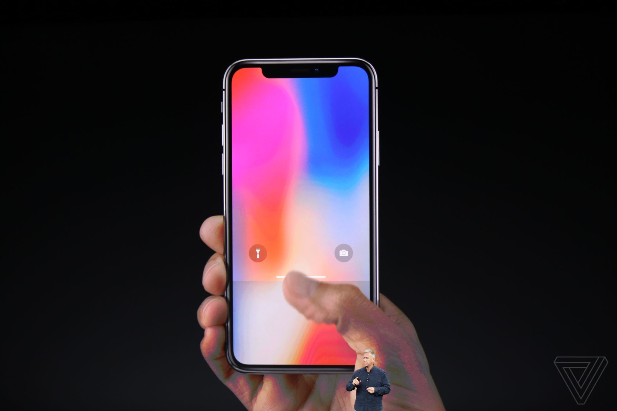 Хватит ли 64 гб на iphone x