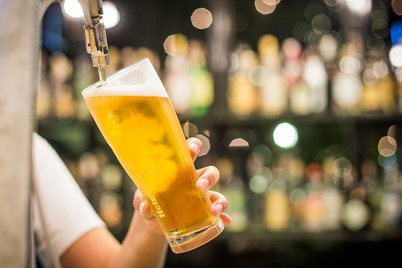 В России снизились продажи пива