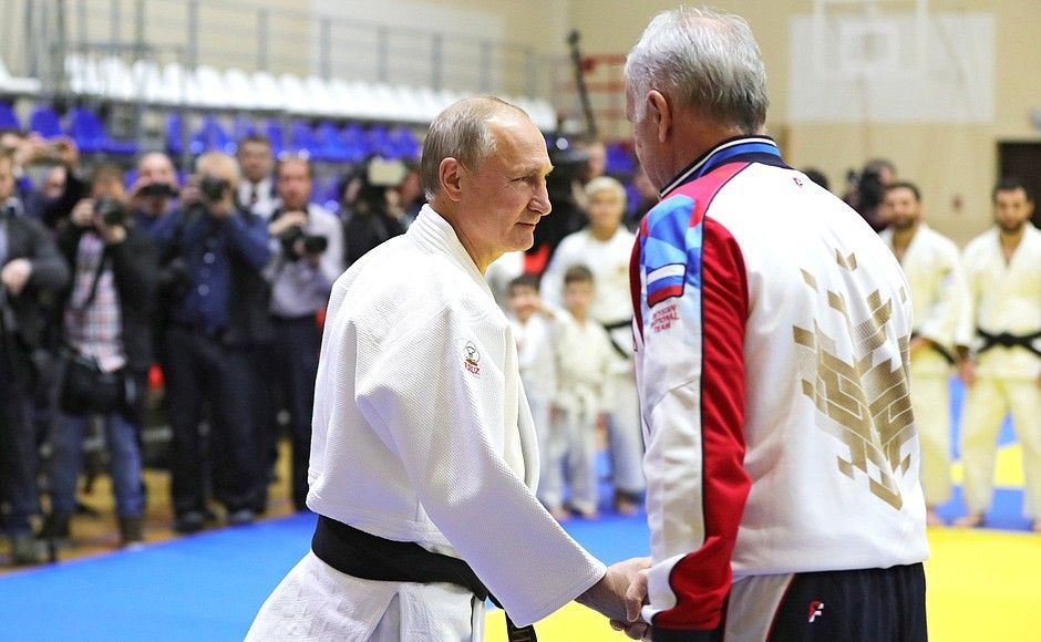 Спортивный Путин Фото