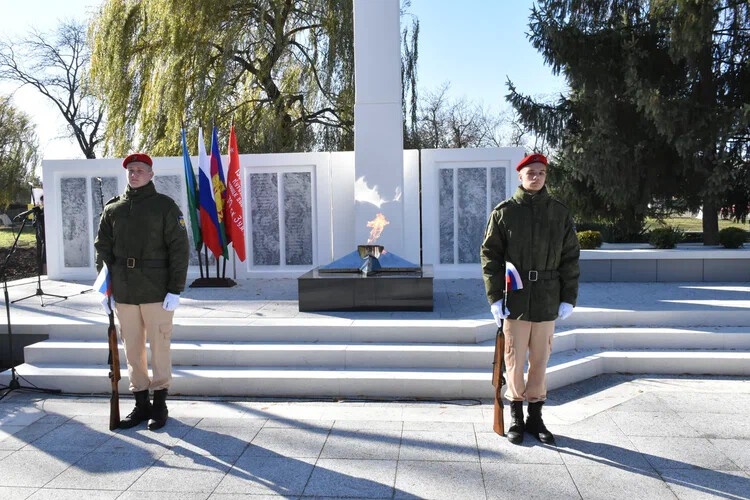 Губернатор Кубани почтил память жертв трагедии в Михизеевой Поляне