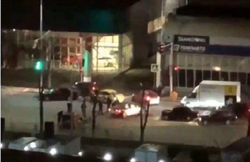 В массовом ДТП на Ростовском шоссе в Краснодаре пострадала женщина