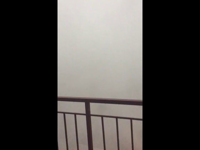 Падение крана во время стихии, 2 октября, Краснодар