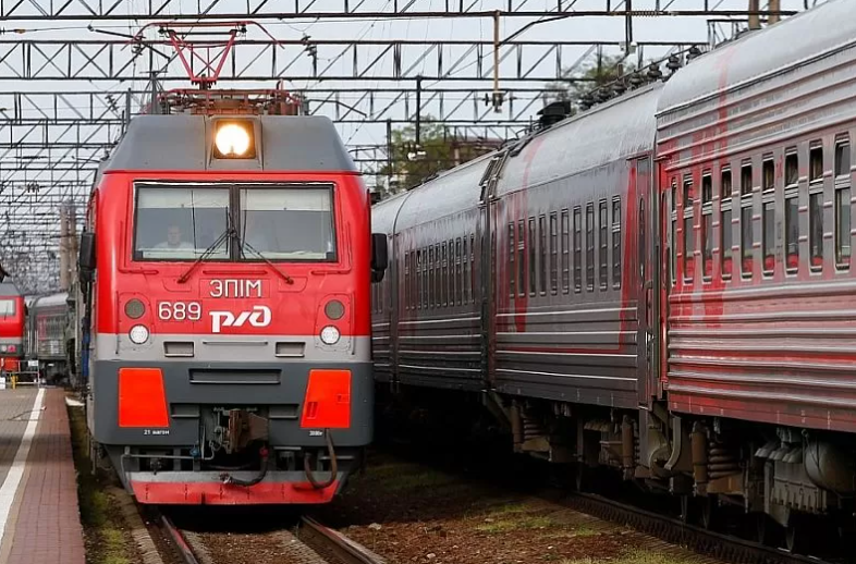 Дополнительные поезда отправят в Краснодарский край на новогодние праздники