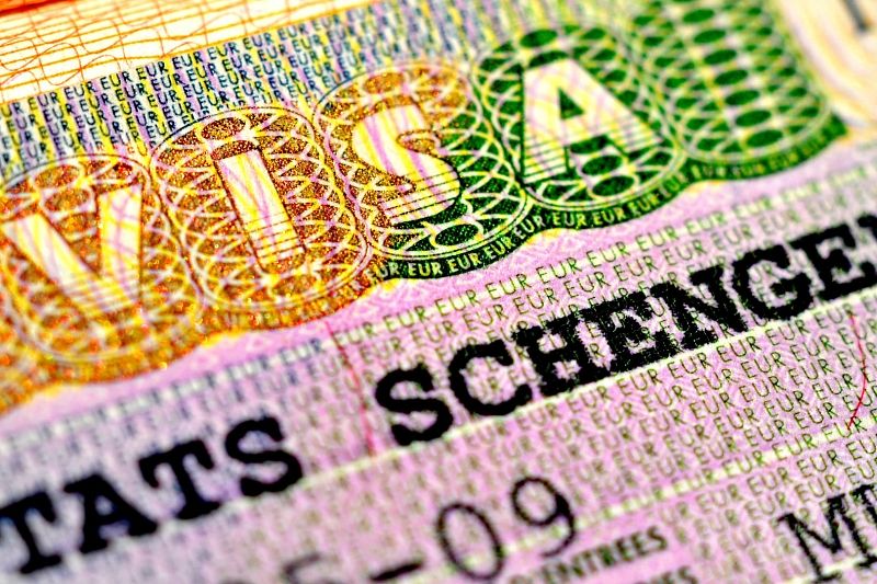 С 19 сентября Латвия ограничивает въезд россиянам с шенгенской визой