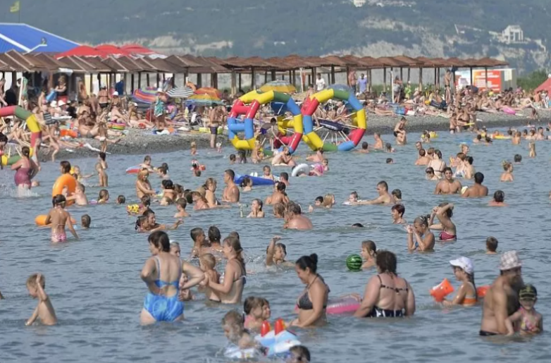На каких курортах Краснодарского края потеплела морская вода