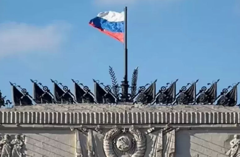 Минобороны РФ сообщило о сдавшихся ночью в Мариуполе 134 украинских военных