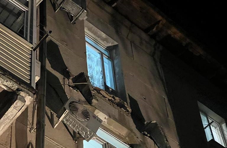 Число погибших при обрушении балкона пятиэтажки в Сочи увеличилось до трех