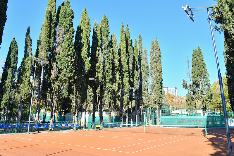 В Сочи впервые за 10 лет реконструируют теннисные корты  в парке «Ривьера»