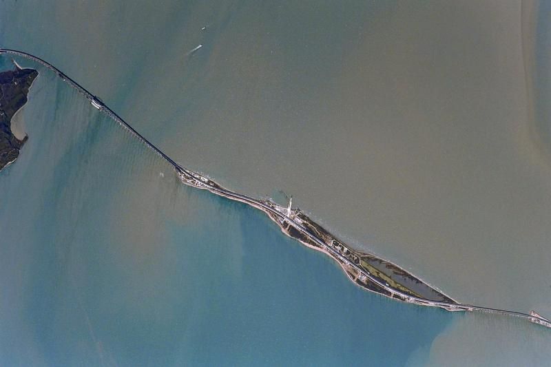 Крымский мост из космоса. 16 мая 2018 года.