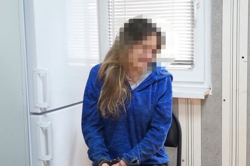 Закладчицу с партией «синтетики» поймала полиция в Сочи