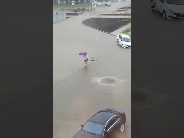 Дождь на улице Героев-Разведчиков, 21 июля
