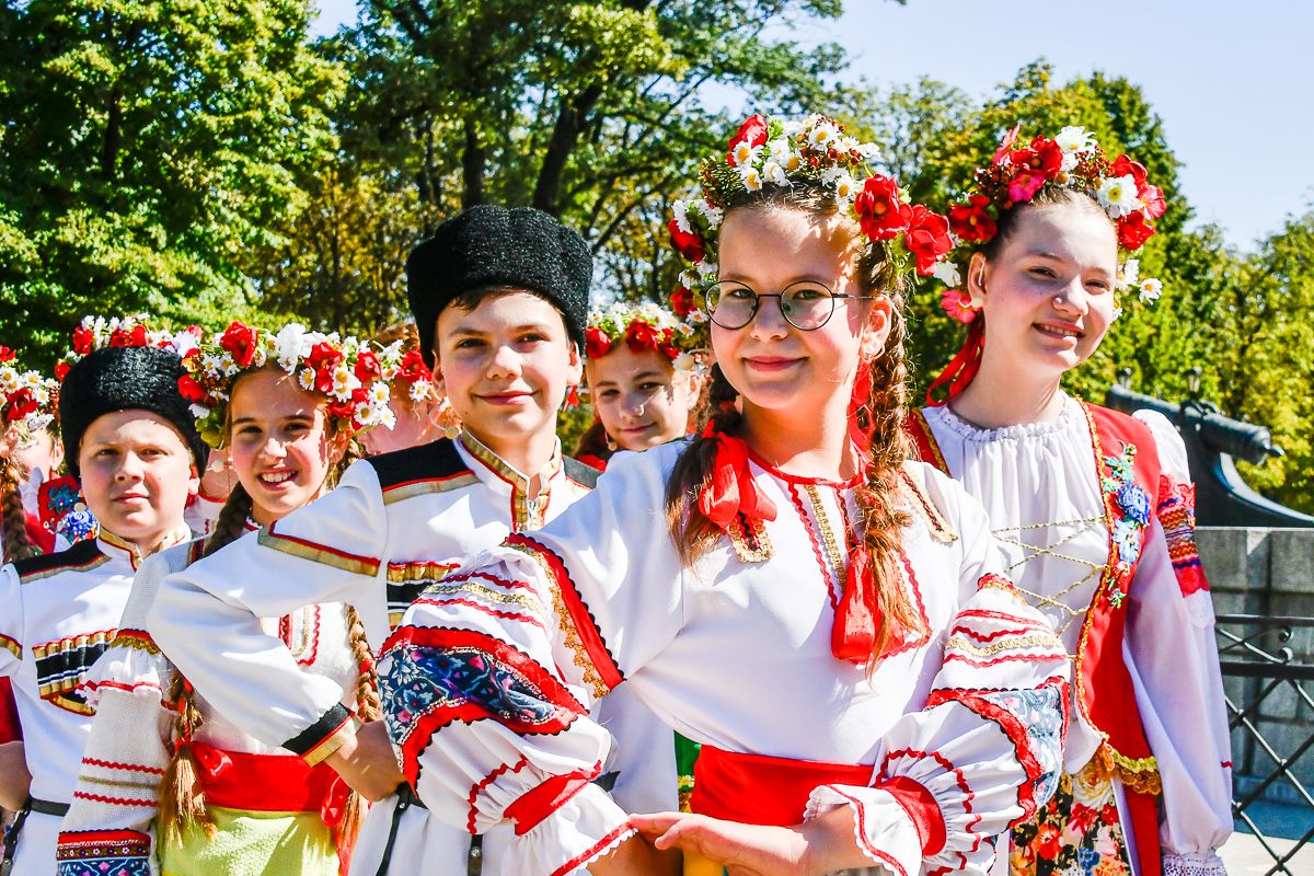 Фестиваль краснодар. Краснодар фестиваль исторический. Гостеприимство Краснодара. Краснодар гостеприимный путеводитель. Фестиваль в Краснодаре в сентябрь 2020.