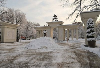 Первый снегопад нового года в Краснодаре - подарок или наказание