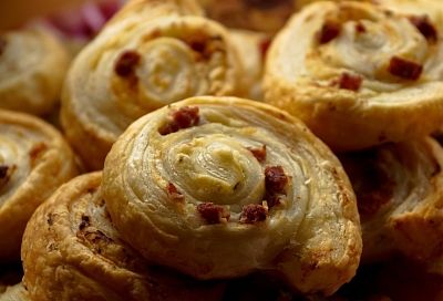 Пеку дома ПП-синнабоны без глютена и сахара - муж и дети едят их так быстро, что порою не успеваю сама попробовать