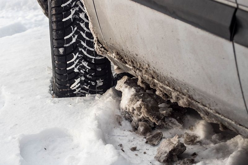 Молдовановский перевал под Горячим Ключом закрыли для грузовиков из-за снегопада
