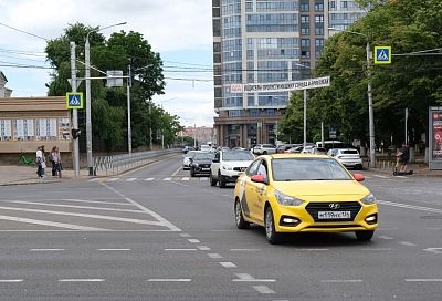 Жители Сочи смогут разделить поездку на такси и ее стоимость с попутчиком