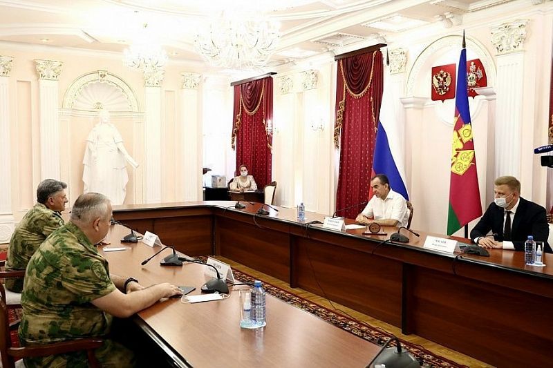 Губернатор Кубани встретился с новым командующим Южным округом войск национальной гвардии России
