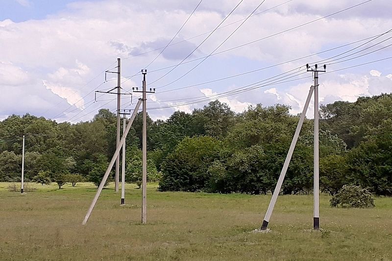 Энергетики повысили надежность электроснабжения в пригороде Краснодара и Динском районе