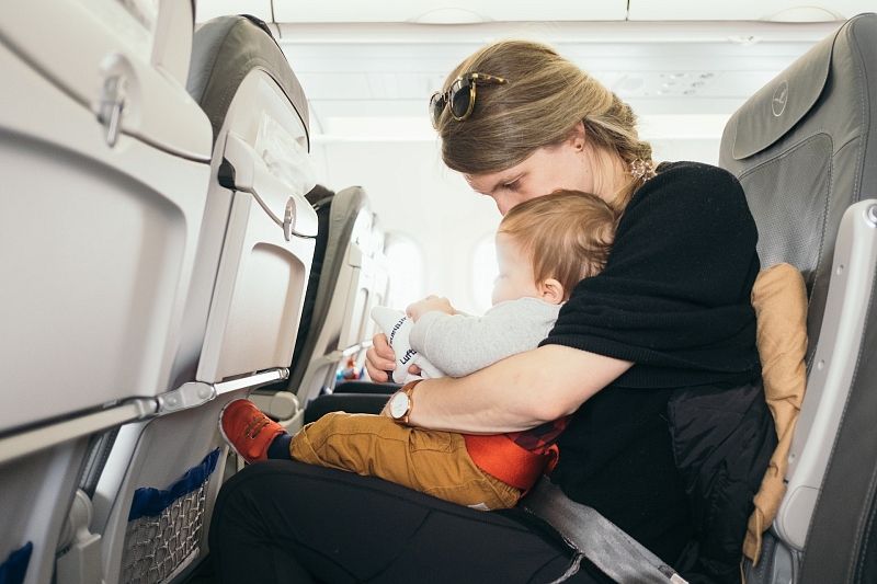 В России изменили правила перелета пассажиров с детьми