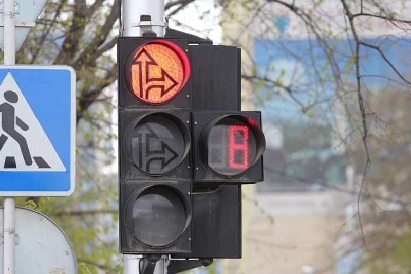 На улице Благоева в Краснодаре временно отключат светофор