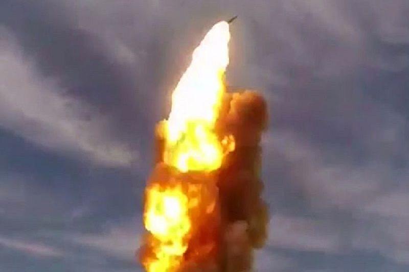 Минобороны РФ опубликовало видео испытаний новой ракеты системы ПРО 