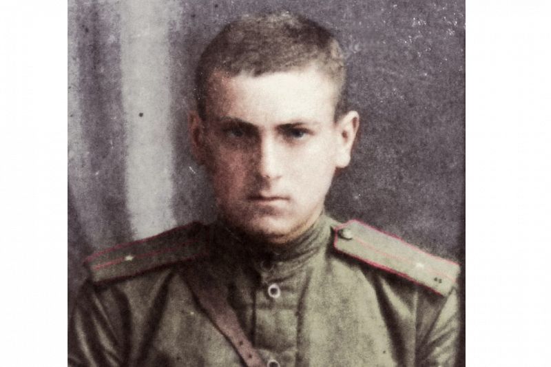 Михаил Ашик, фото 1943 года
