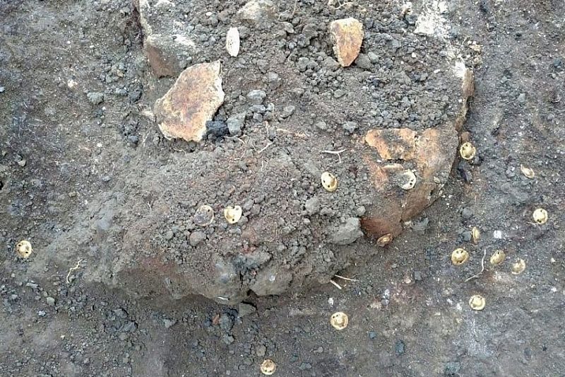 На месте раскопок в Динском районе нашли древние захоронения
