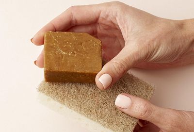 Начните чаще пользоваться этим мылом: с ним вы быстро вернете здоровье коже и волосам