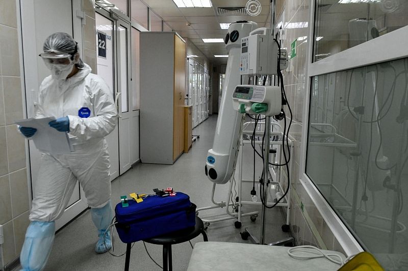 Глава Роспотребнадзора назвала ситуацию с коронавирусом в России напряженной
