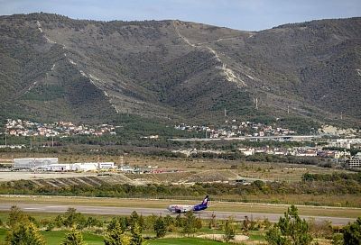 Программа второго курса: самолеты в аэропорту Геленджика смогут взлетать и в сторону гор