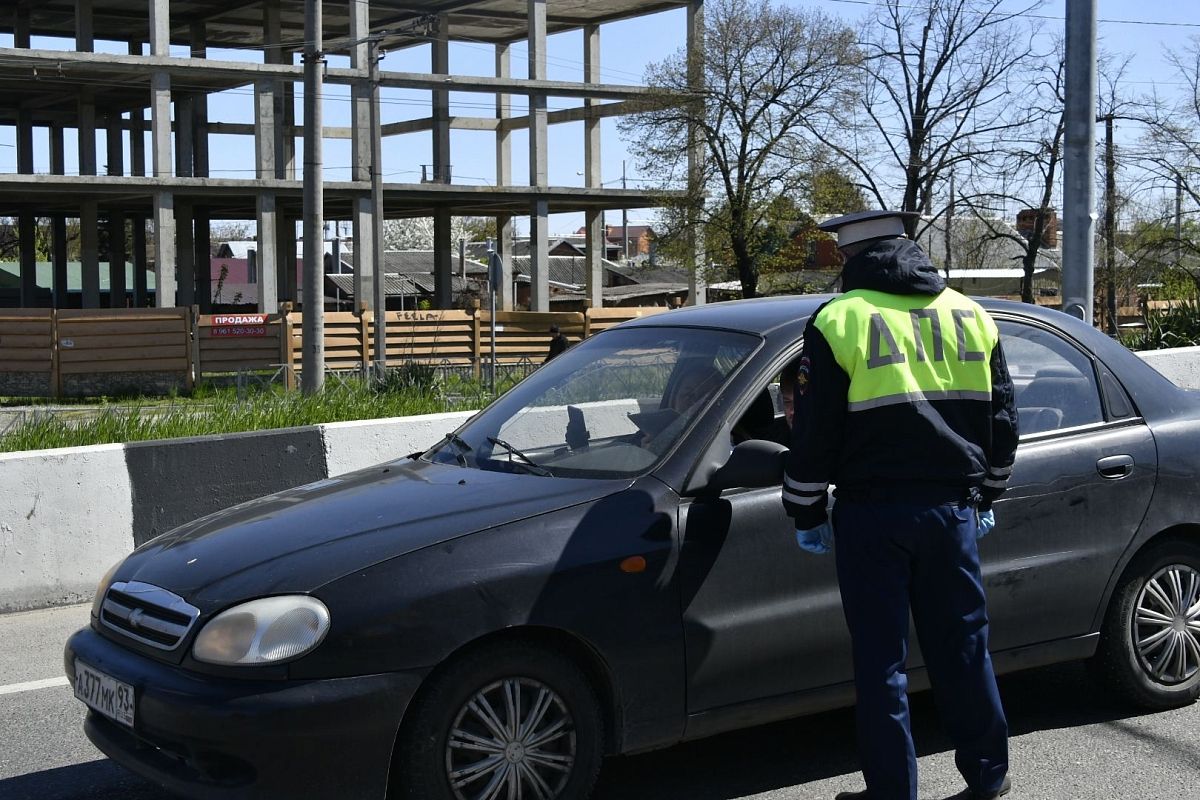 Всего в регионе организовано 11 временных постов и 13 - в Краснодаре.