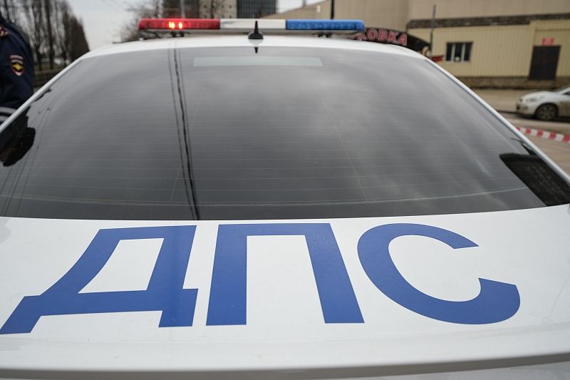 Пьяного водителя бензовоза задержали полицейские в Абинском районе 
