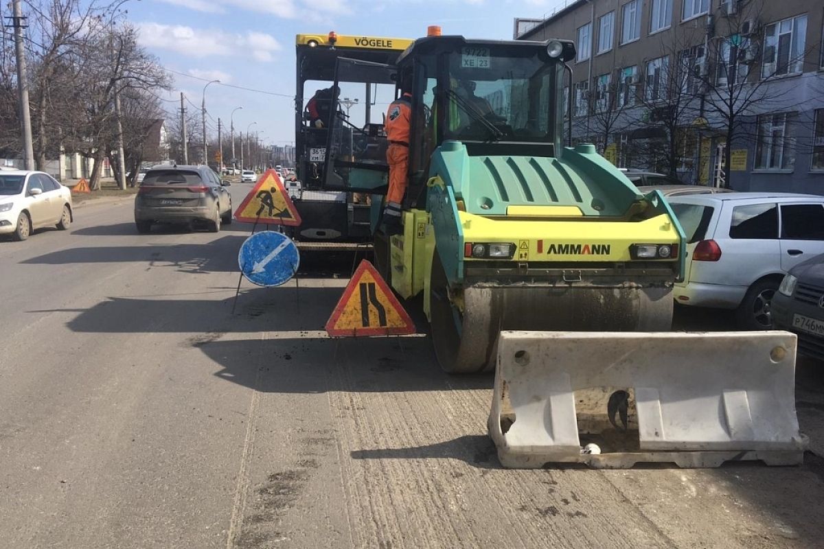 В Краснодаре начались дорожные работы по улицам Селезнева и Лизы Чайкиной