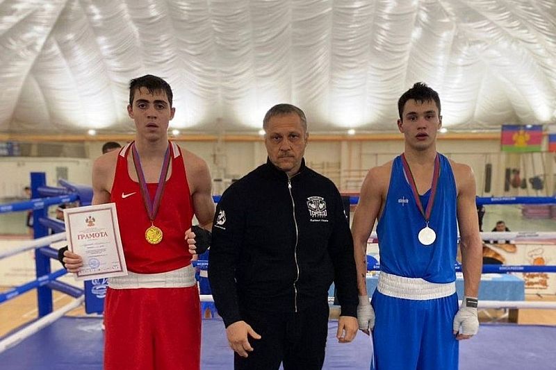 Краснодарские боксеры завоевали на региональном первенстве более 30 медалей