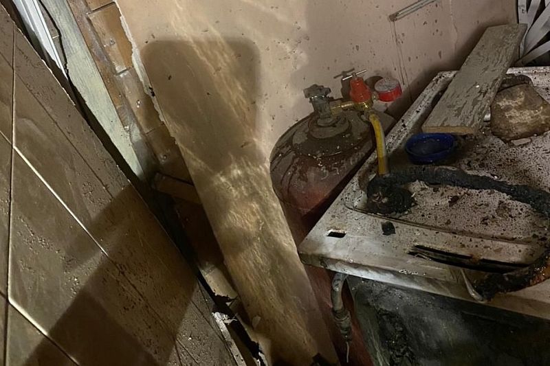 В Армавире мужчина получил ожоги при пожаре в частном доме