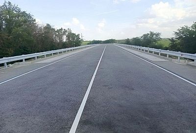 В Староминском районе открыли движение транспорта по путепроводу на трассе «Краснодар – Ейск»