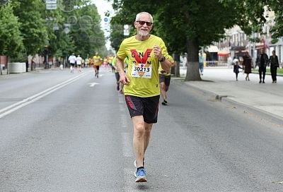 Школа ЗОЖ: как в 70 лет пробежать марафон