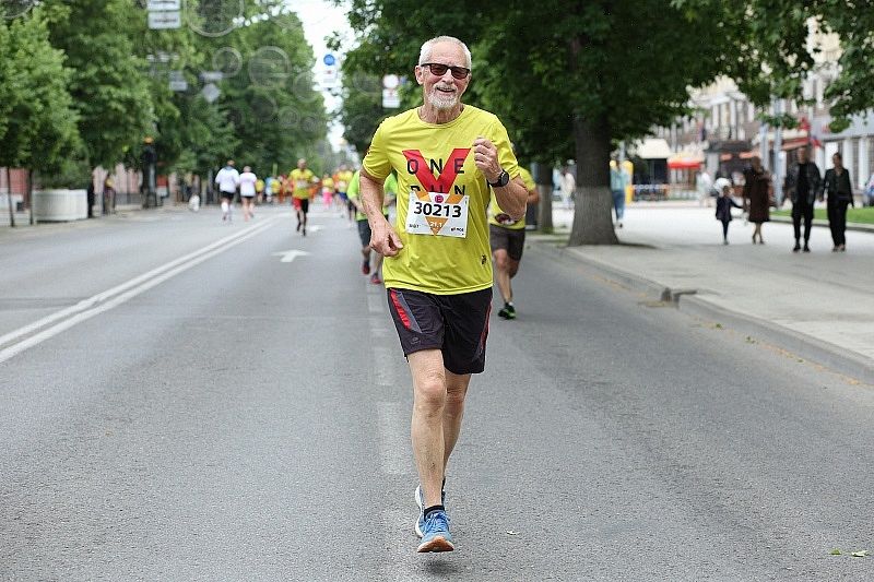 Школа ЗОЖ: как в 70 лет пробежать марафон