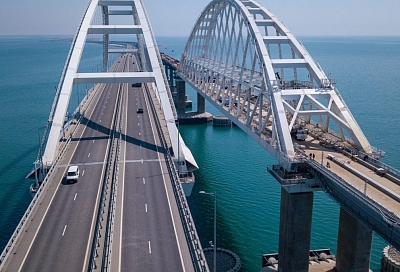 Грузовое движение по железнодорожной части Крымского моста должно стартовать в начале июля