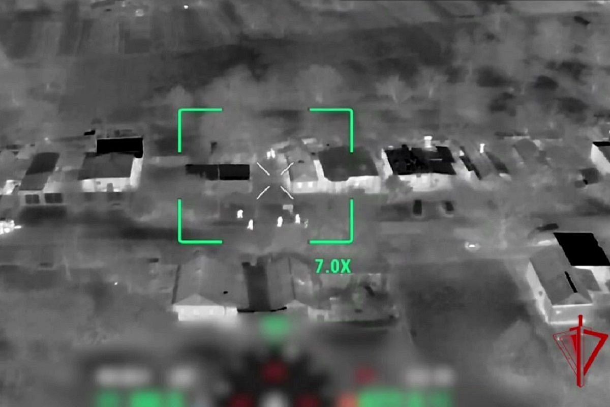 Росгвардия опубликовала видео задержания в Краснодарском крае подозреваемого в убийстве семейной пары в ОАЭ