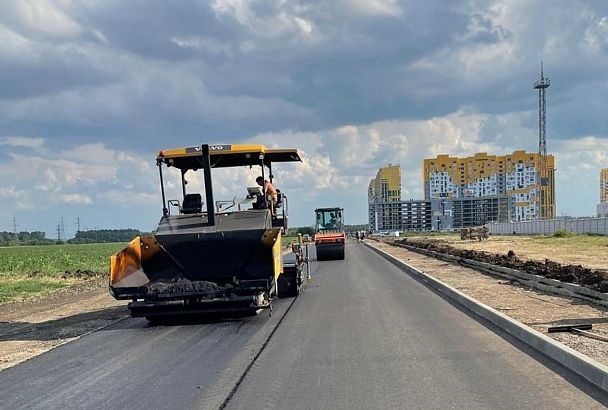 До 15 августа завершат строительство дороги между КП «Крепость» и поселком Плодородным в Краснодаре