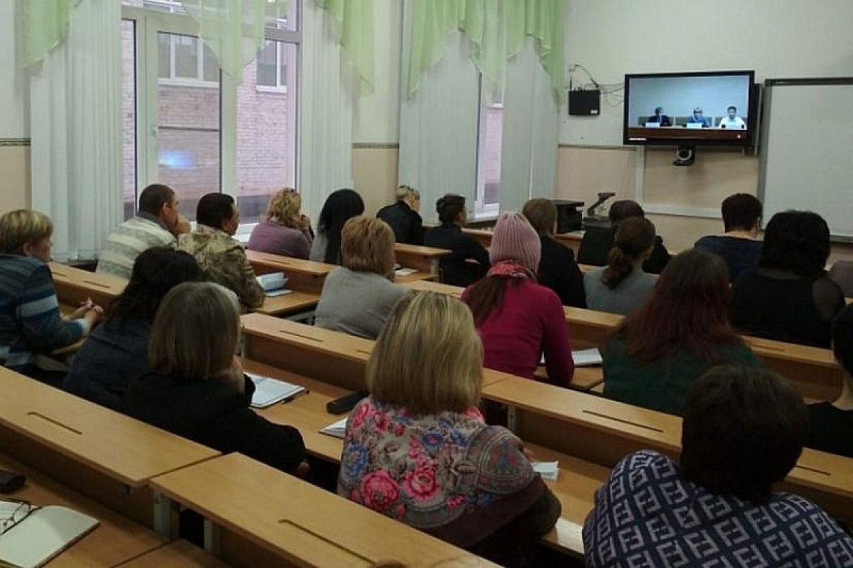 Готовиться к экзаменам надо правильно. В Краснодаре состоялось краевое родительское собрание по вопросам подготовки к ЕГЭ