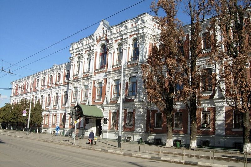 Здание Епархиального училища в Краснодаре ждет ремонт