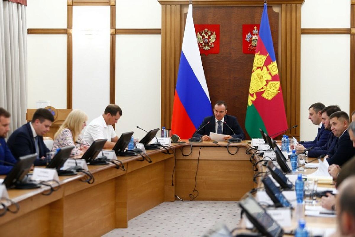 Вениамин Кондратьев проверил во время «Часа контроля» комплексную застройку жилых микрорайонов в регионе