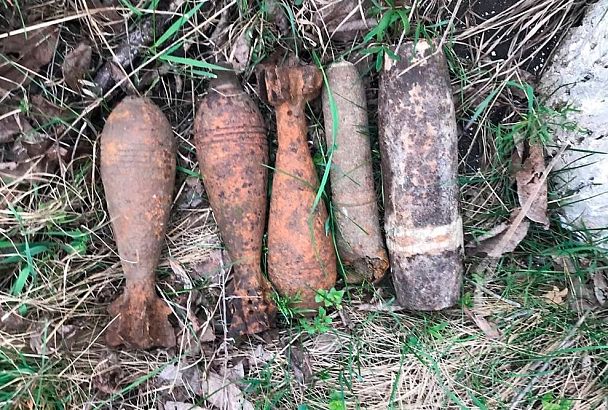 На Кубани росгвардейцы уничтожили 14 снарядов времен Великой Отечественной