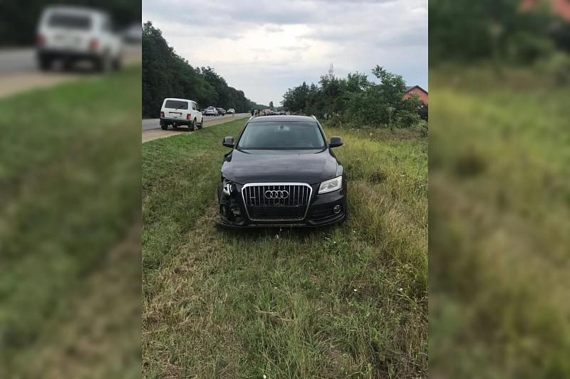В Краснодарском крае по вине женщины на Audi в ДТП пострадал мужчина